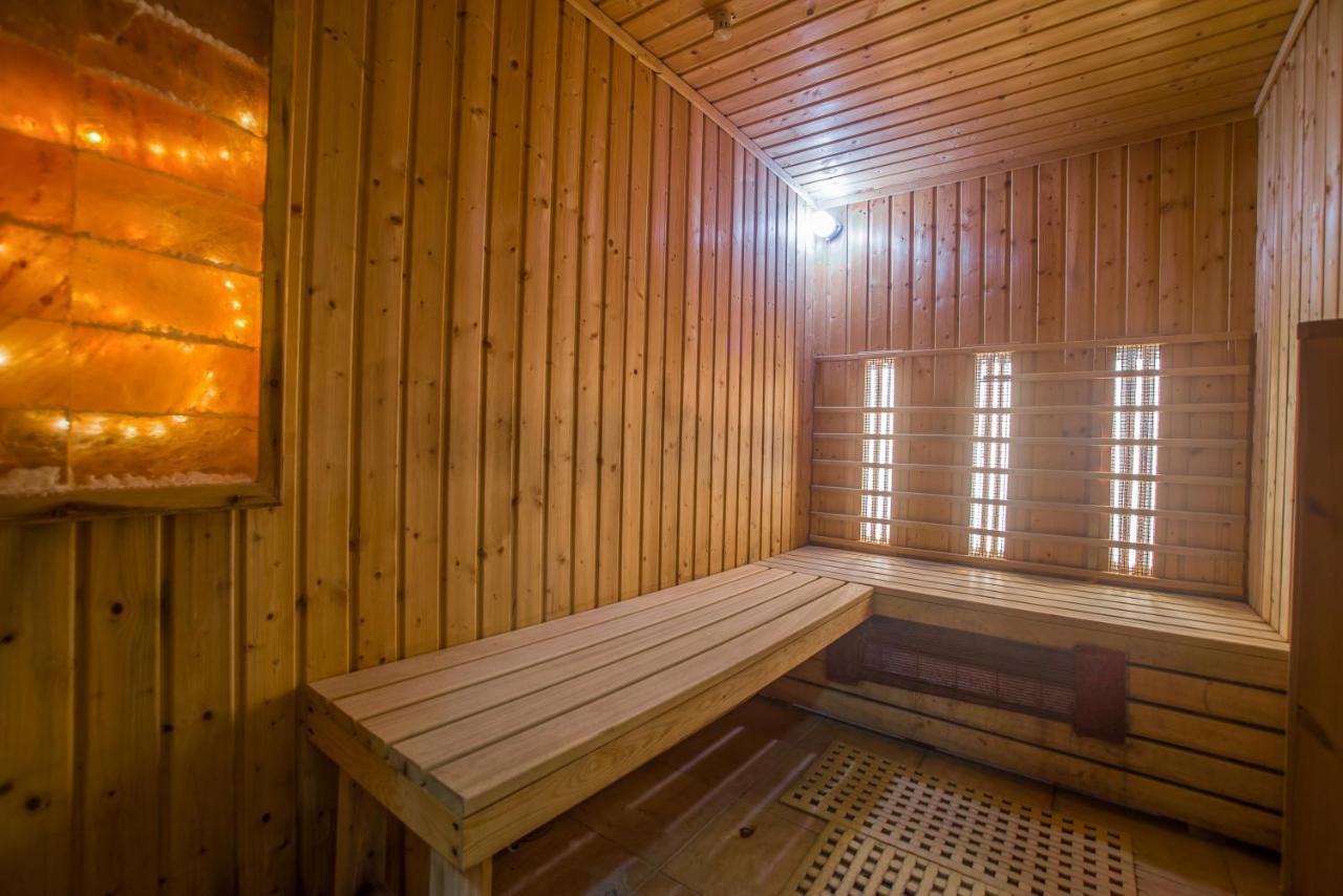 Wellness Hotel-M - Хайдусобосло Экстерьер фото